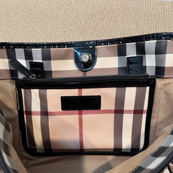 Burberry Beige and Black Checkered Tote - Picture 4 of 6